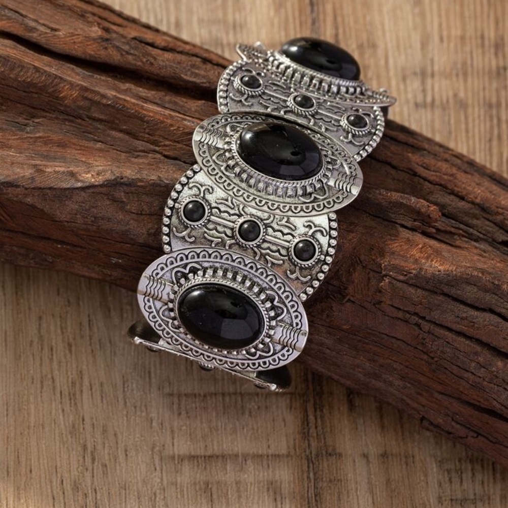 Elegant Silver and Black Bracelet